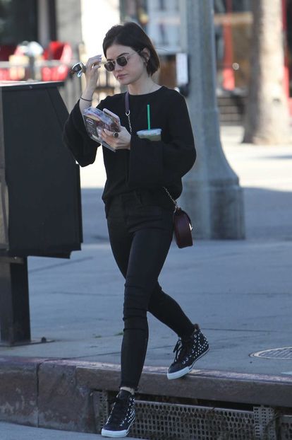 lucy-hale-grabs-an-iced-green-tea-in-studio-city-02-23-2017-4 - lucy hale