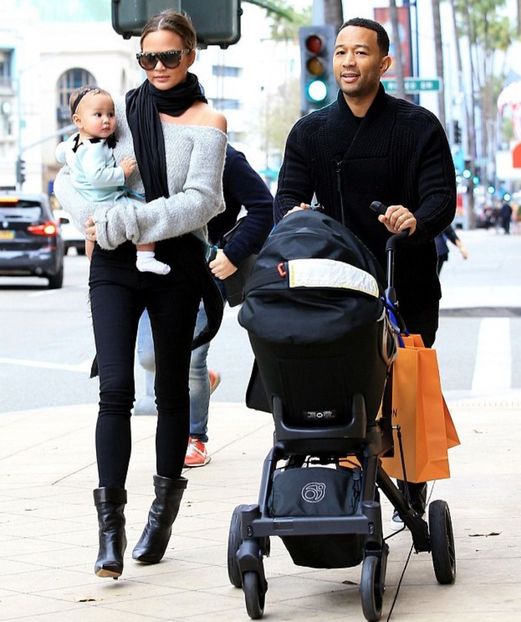 Chrissy-Teigen-Family-Shopping-KOKOTV1 - chrissy teigen n