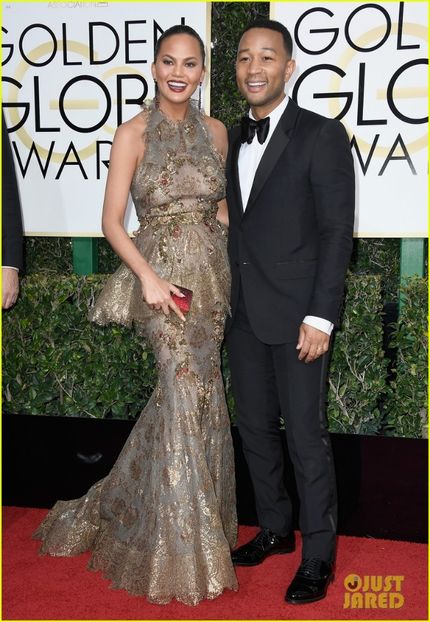 chrissy-teigen-john-legend-2017-golden-globes-01 - chrissy teigen n