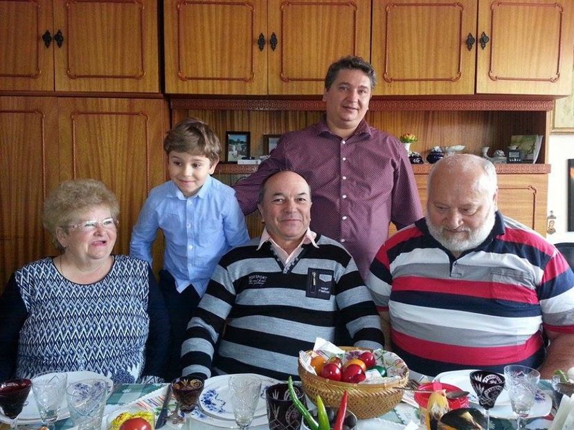 P14 - 2017 PASTI Pranz in familie