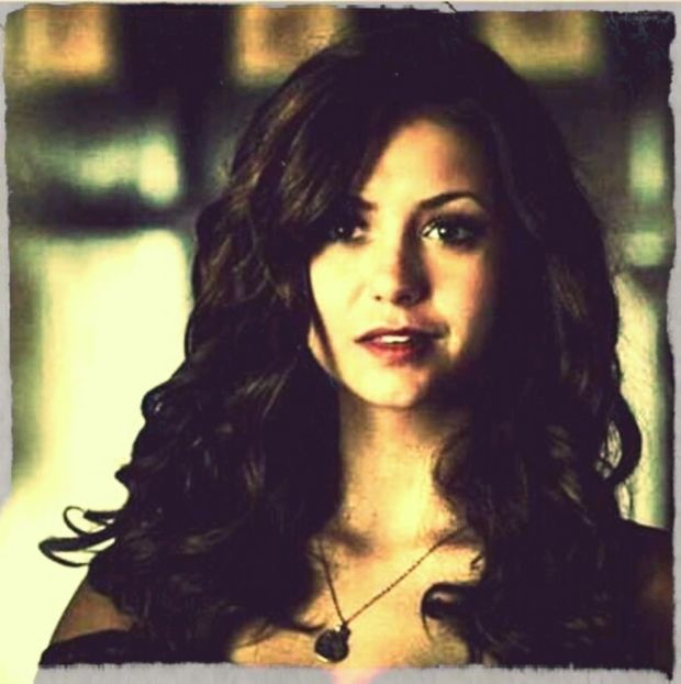 ღ. Cum zice ea...#chris + Cu una asa mica nu am incercat, inca...[rade]#leana=))) - here - episode 52 - done