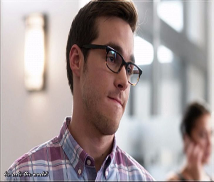 ┋ʷ͠ʳ͠ᵉ͠ᵃ͠ᵏ ͠ʰ͠ᵃ͠ᵛ͠ᵒ͠ᶜ͠ ❜▸Ce mamă organziată..* îl ia pe Felix din brațele ei clk - here - episode 52 - done