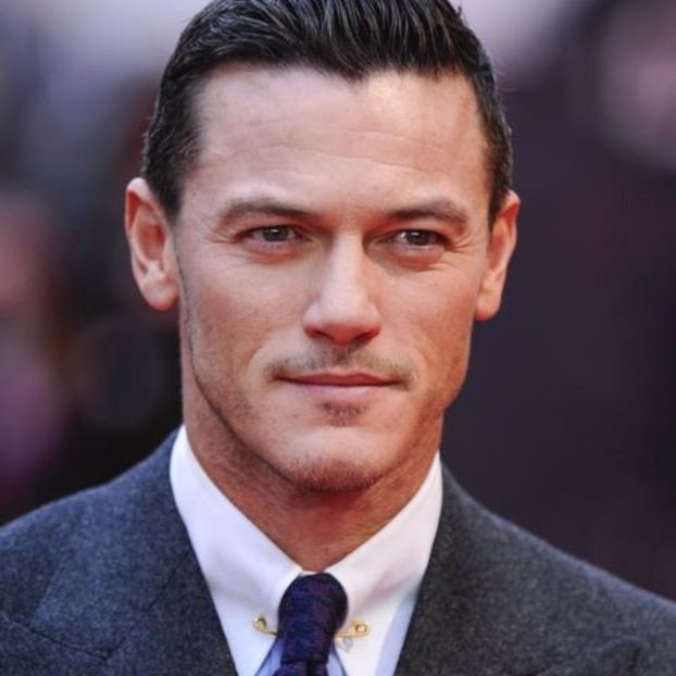 　　∞ Luke Evans ∞ @weakness - this is literally perfection - xoxo