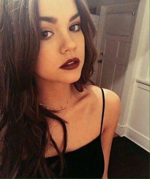 large (31) - maia mitchelle e