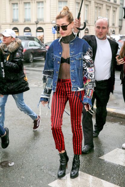 hailey-baldwin-out-and-about-in-paris-03-01-2017_6 - hailey baldwin