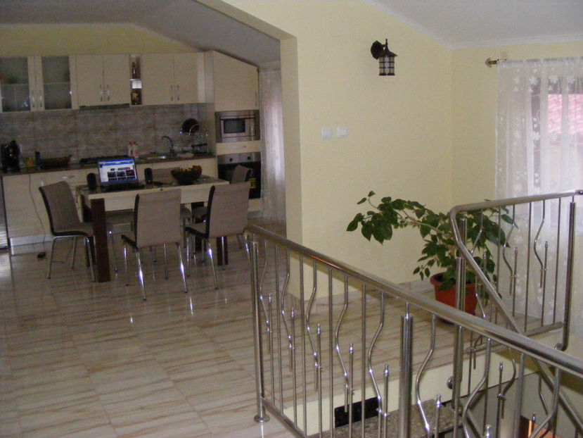 nou 010 - NOUL DOMICILIU