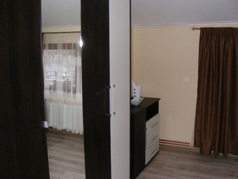 nou 015 - NOUL DOMICILIU