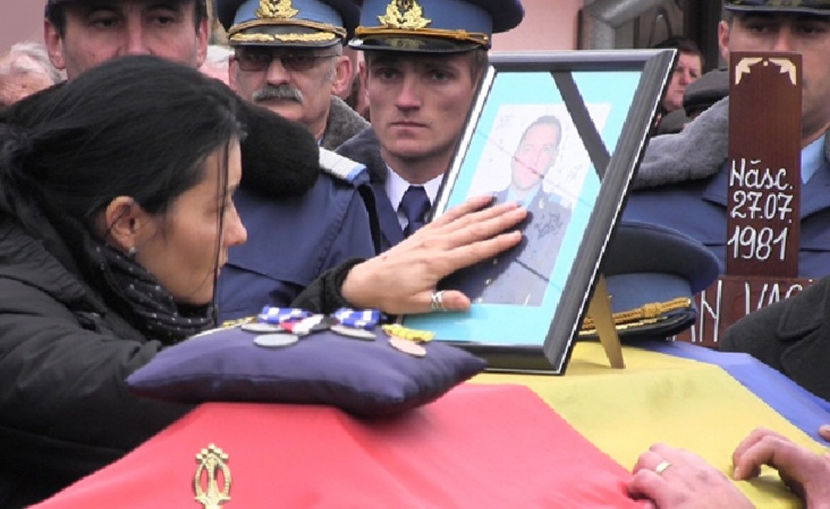  - MILITARI CAZUȚI LA DATORIE