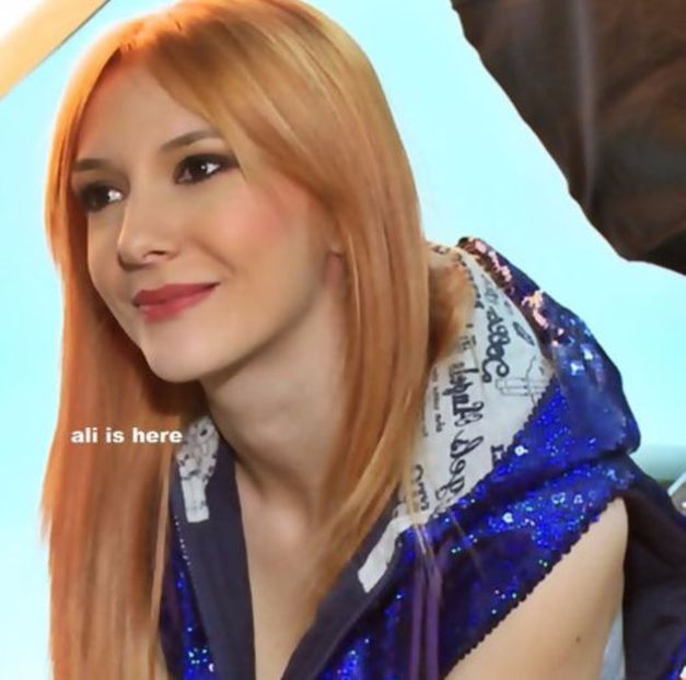 103500650_EFKCDXT3 - raluca - viata reala