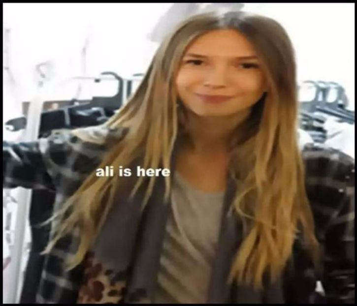 104809371_LKYBBKV3 - raluca - viata reala