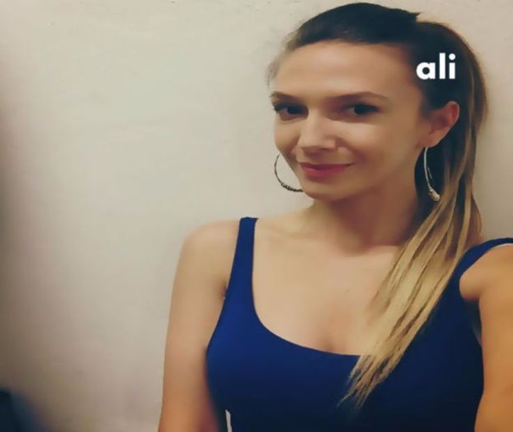 105070263_WFSTWKO3 - raluca - viata reala