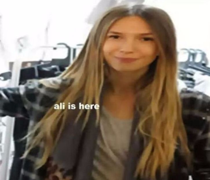 105070947_QIBYLLD - raluca - viata reala