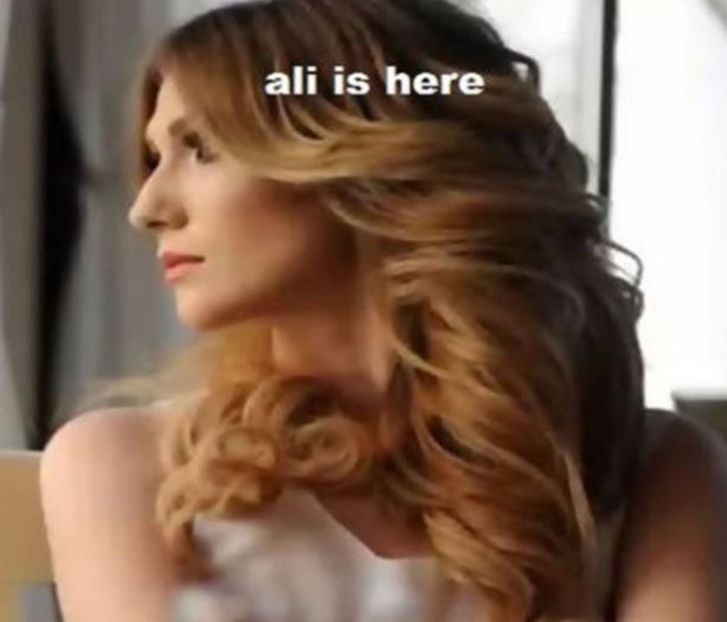 105071447_QZJOOBZ - raluca - viata reala