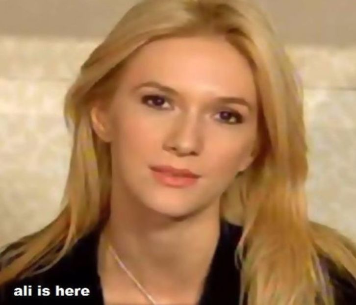 105071455_IDXLKYO - raluca - viata reala