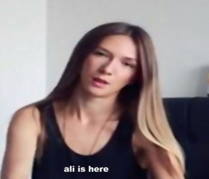 105071459_JJFVMZN - raluca - viata reala