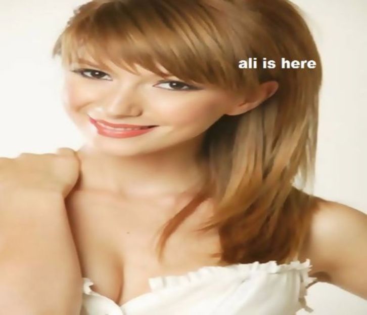 105071472_JHSFQGX - raluca - viata reala