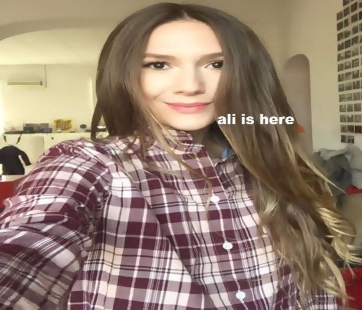 105071946_PZDQBNE - raluca - viata reala