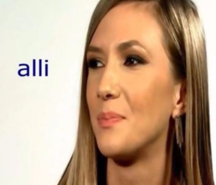 108651403_FMGVSAU3 - raluca - viata reala