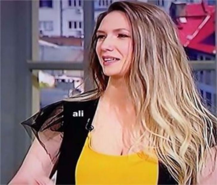 108651412_DZSHJFQ3 - raluca - viata reala