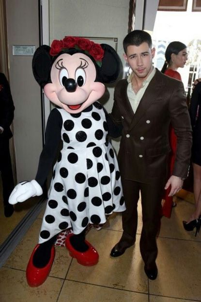 large (5) - nick jonas