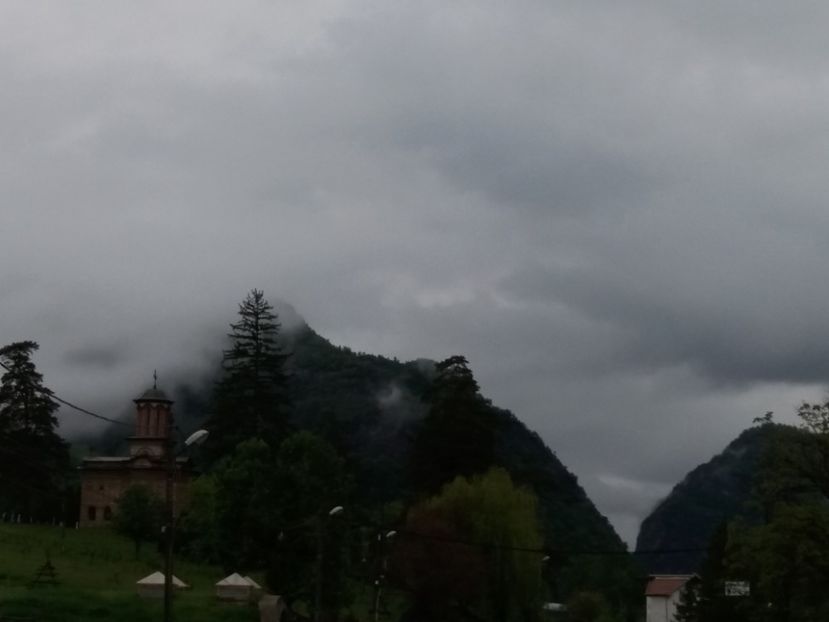  - Călimăneşti-Căciulata