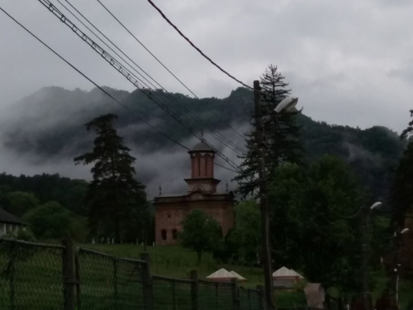  - Călimăneşti-Căciulata