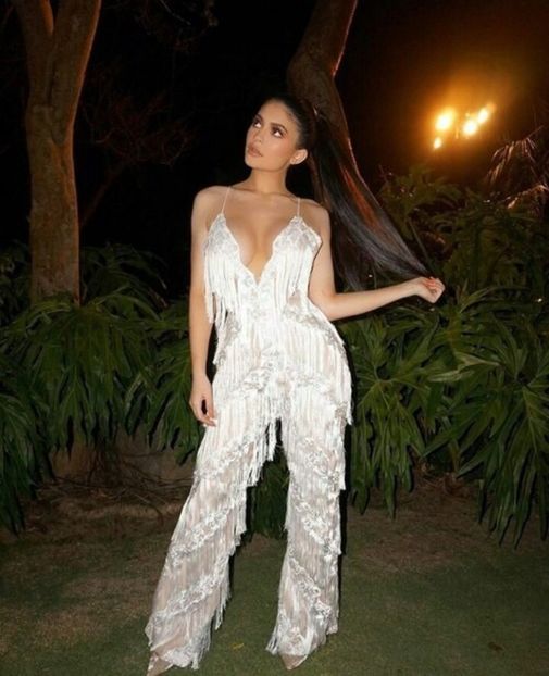 large (8) - kylie jenner