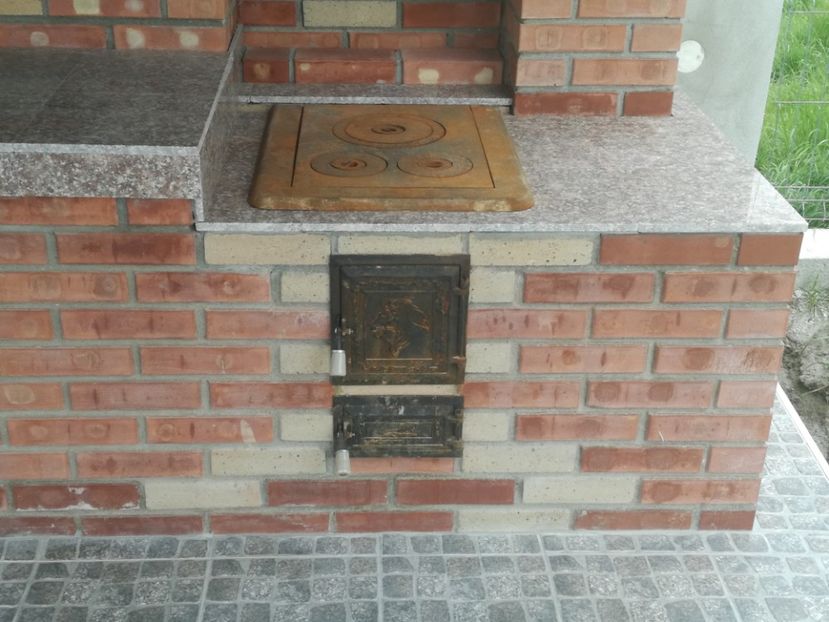  - GRATAR RUSTIC DIN CARAMIDA LA VILA PACIFIC COSTINESTI