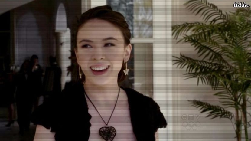 - Uuuh, cat de romantic, stii ca azi este luna plina? - xo - Episode 02