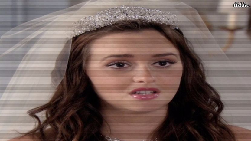 - Laur, stai tu pe partea aia cand taiem tortul pentru poza... - xo - Episode 02