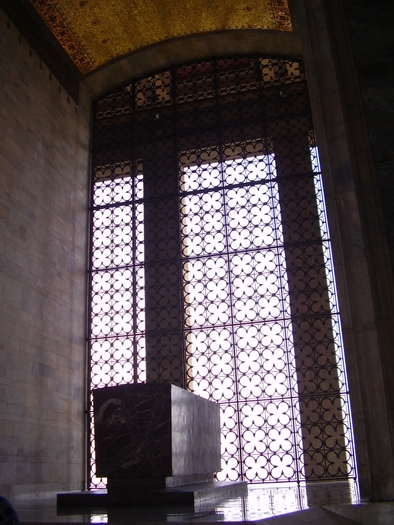 Interior in mausoleu - ziua_7