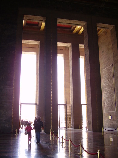 Interior in mausoleu - ziua_7