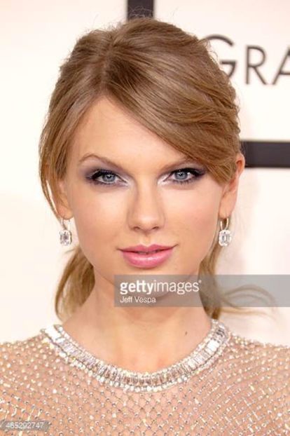 -Nu , nu e nici una. E perfect ! - Episodul O1