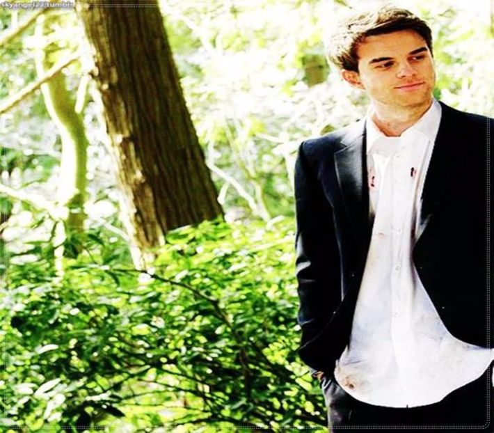 - Da, iti dai seama, daca i dam in judecata si primim bani, NE FACEM VIATA - here - episode 52 - done