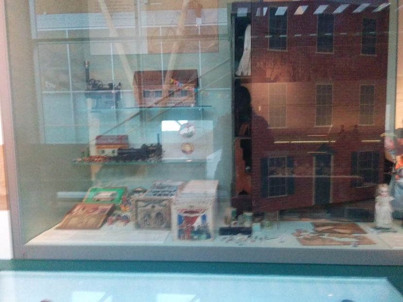  - 2015 Herbert Art Museum
