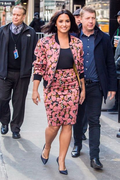  - x 2017 Arriving at AOL Build Speaker Series - March 20