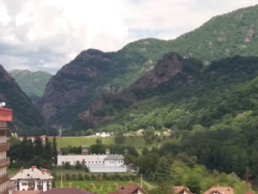  - Călimăneşti-Căciulata