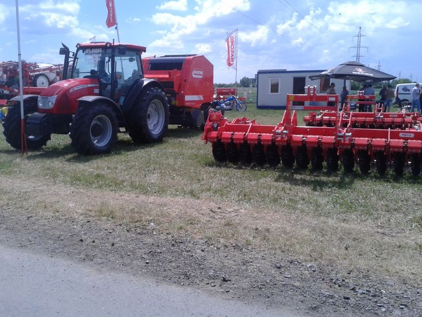 Fotografie0103 - 20---expozitie banatagralim 27 05 2017