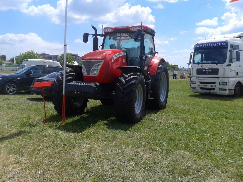 Fotografie0106 - 20---expozitie banatagralim 27 05 2017