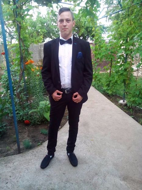  - 2017 - Banchet - clasa a VIII a