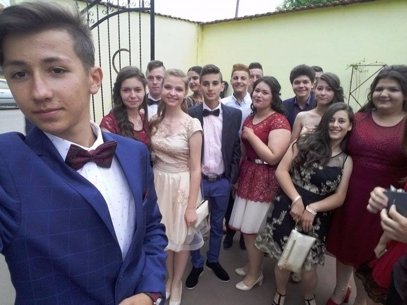  - 2017 - Banchet - clasa a VIII a