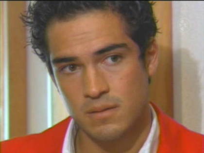 Alfonso Herrera (57)