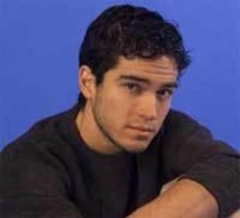 Alfonso Herrera (60)