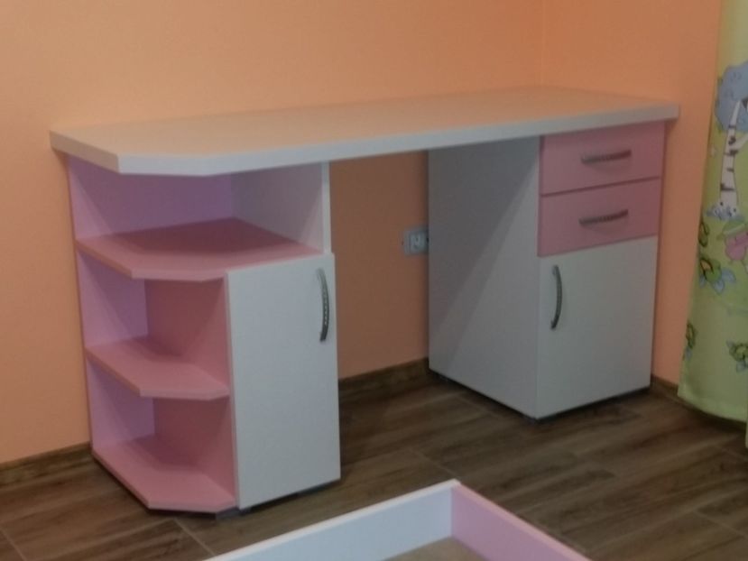 Ovi semlac - Lucrarile melE