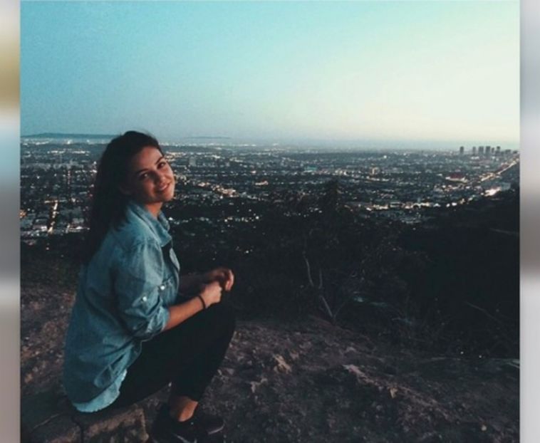 large (17) - danielle campbell