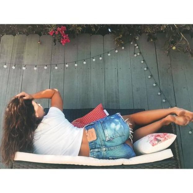 large (42) - danielle campbell