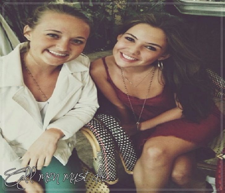 am stat şi m-am uitat azi la vreo 8 episoade din reign numa să îl termin odată în mm de serial - here - episode 52 - done