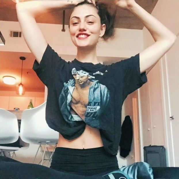 large (38) - phoebe tonkin