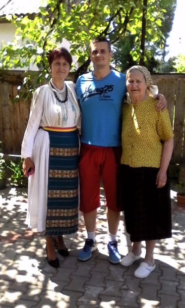  - Eu si familia mea