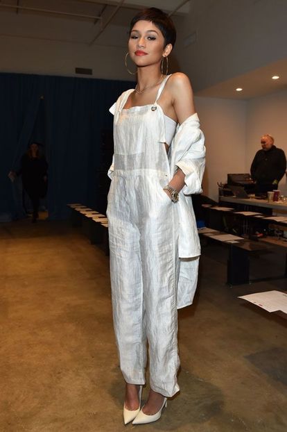 image - zendaya